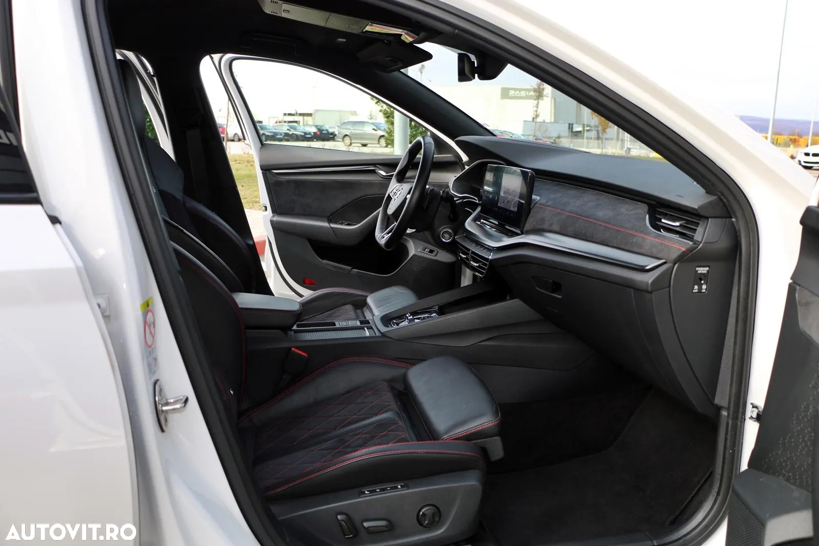 Skoda Octavia 2.0 TDI DSG RS - 19