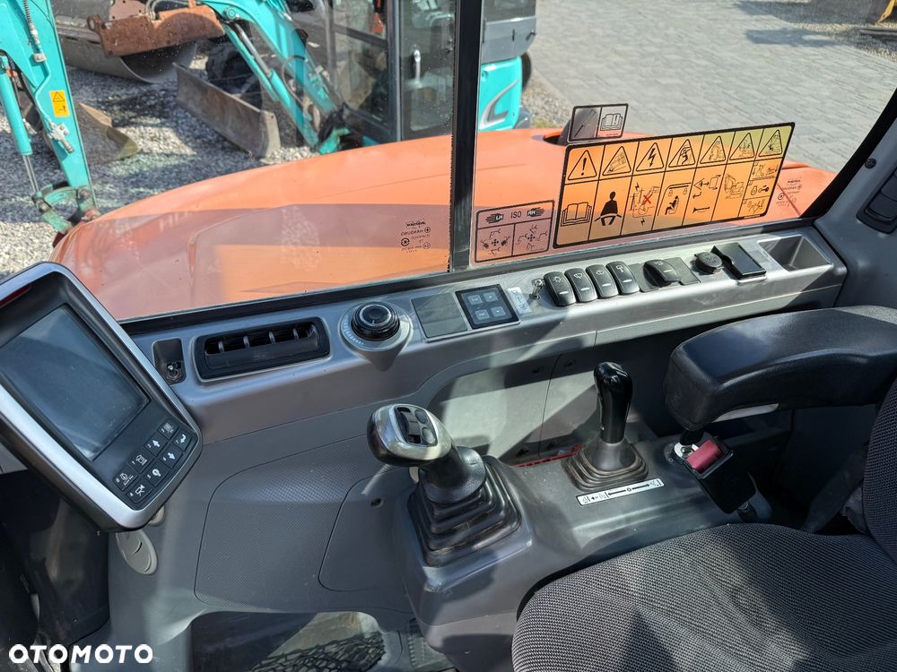Doosan DX63-3 - 16