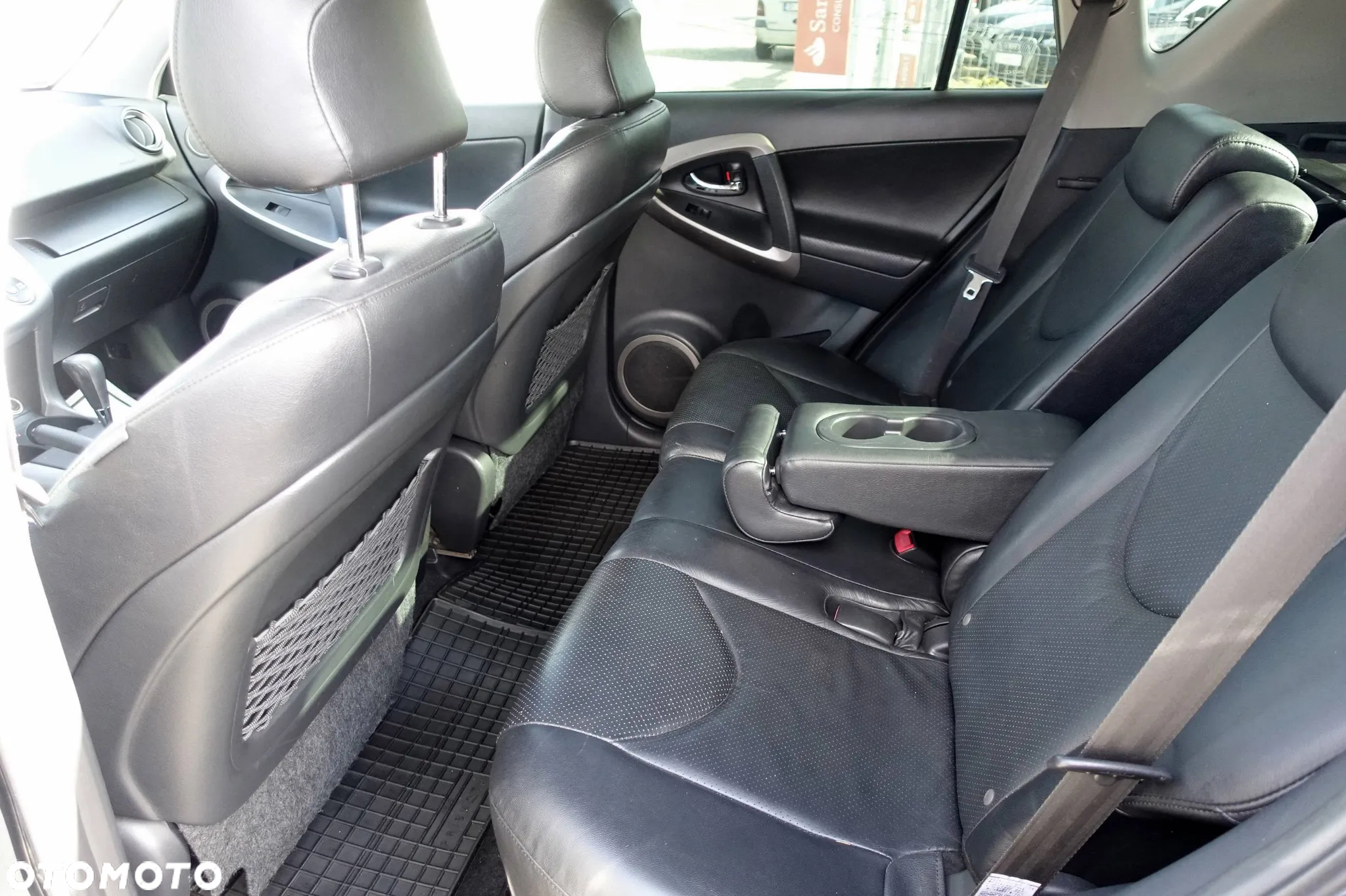 Toyota RAV4 2.0 VVT-i Premium - 15