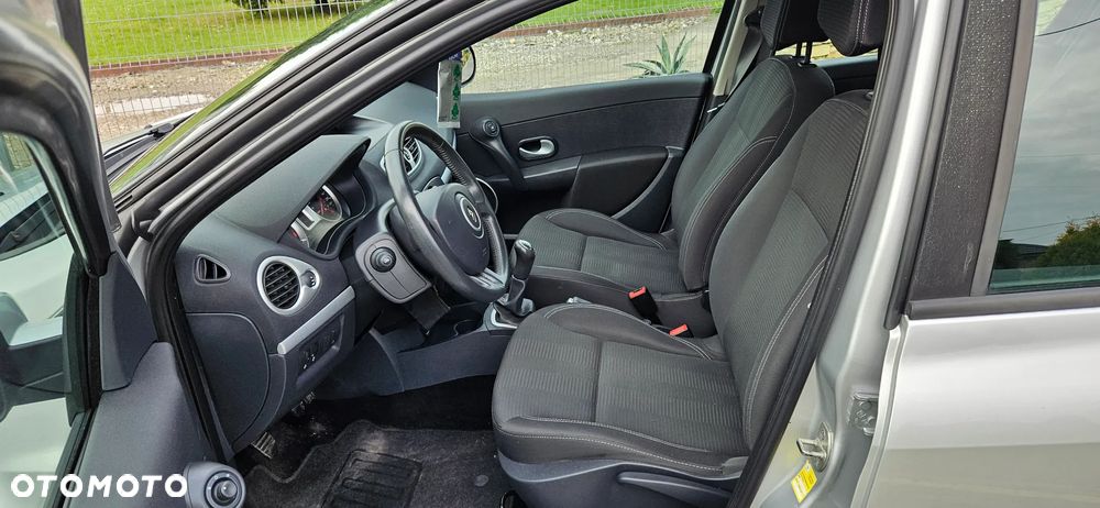 Renault Clio 1.2 16V 75 Expression - 7
