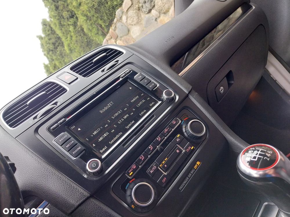 Volkswagen Golf - 34