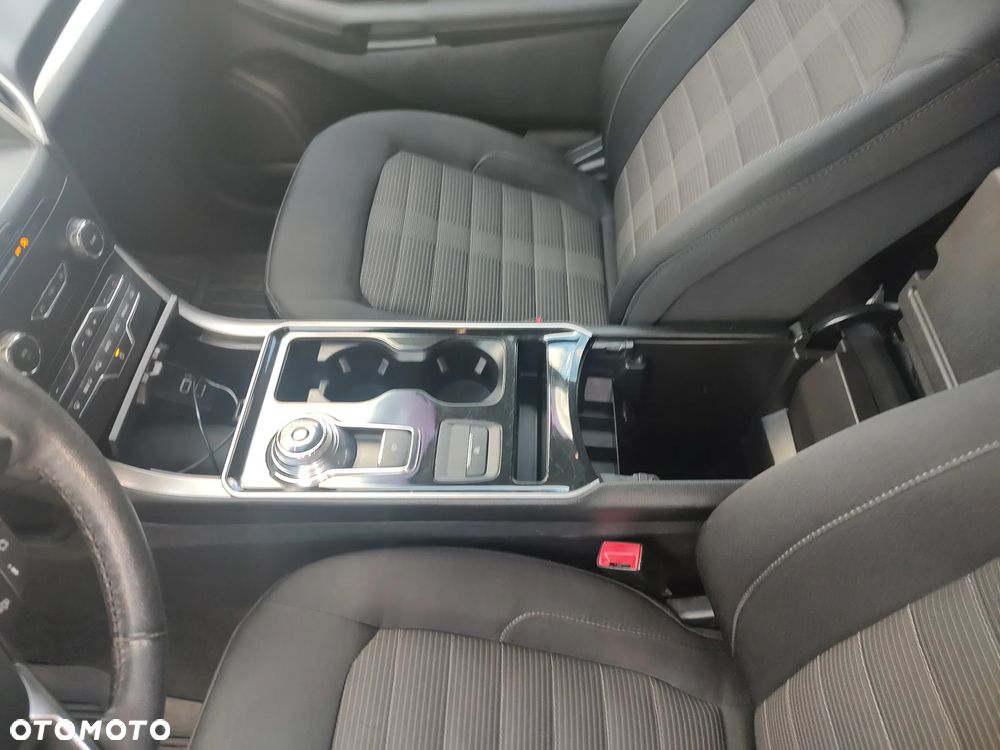 Ford Edge - 7