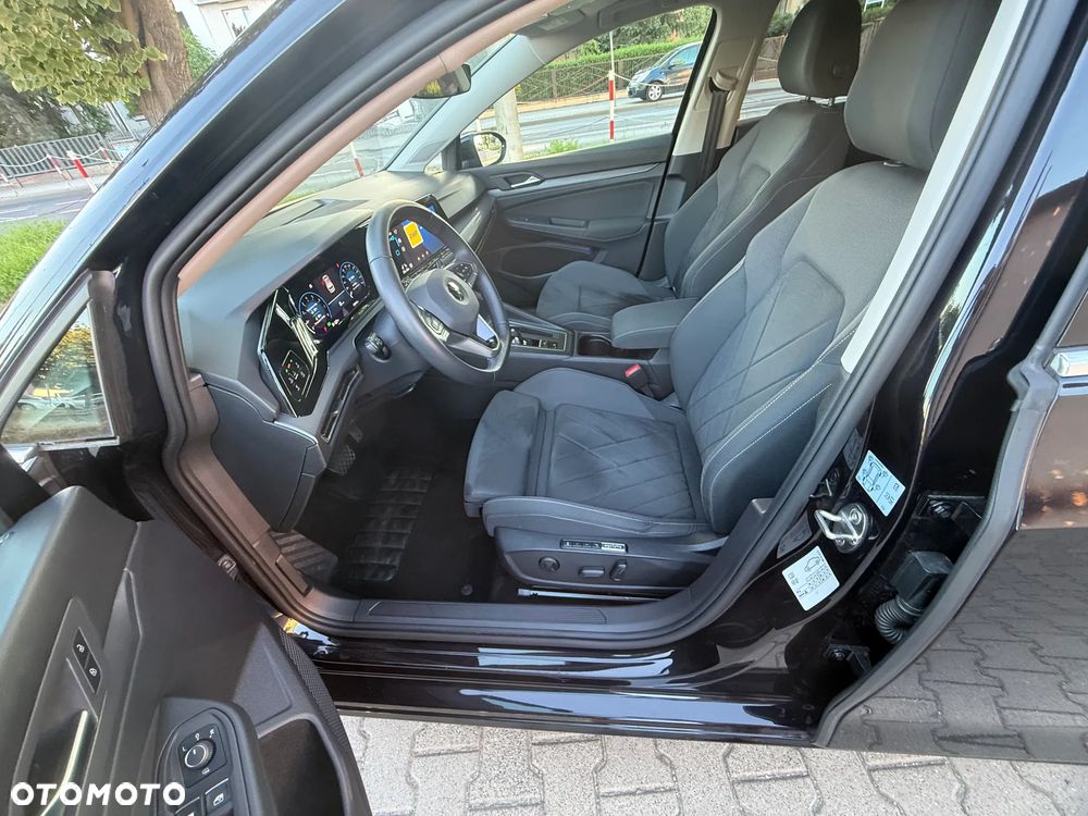 Volkswagen Golf 1.5 eTSI EVO Style DSG - 17