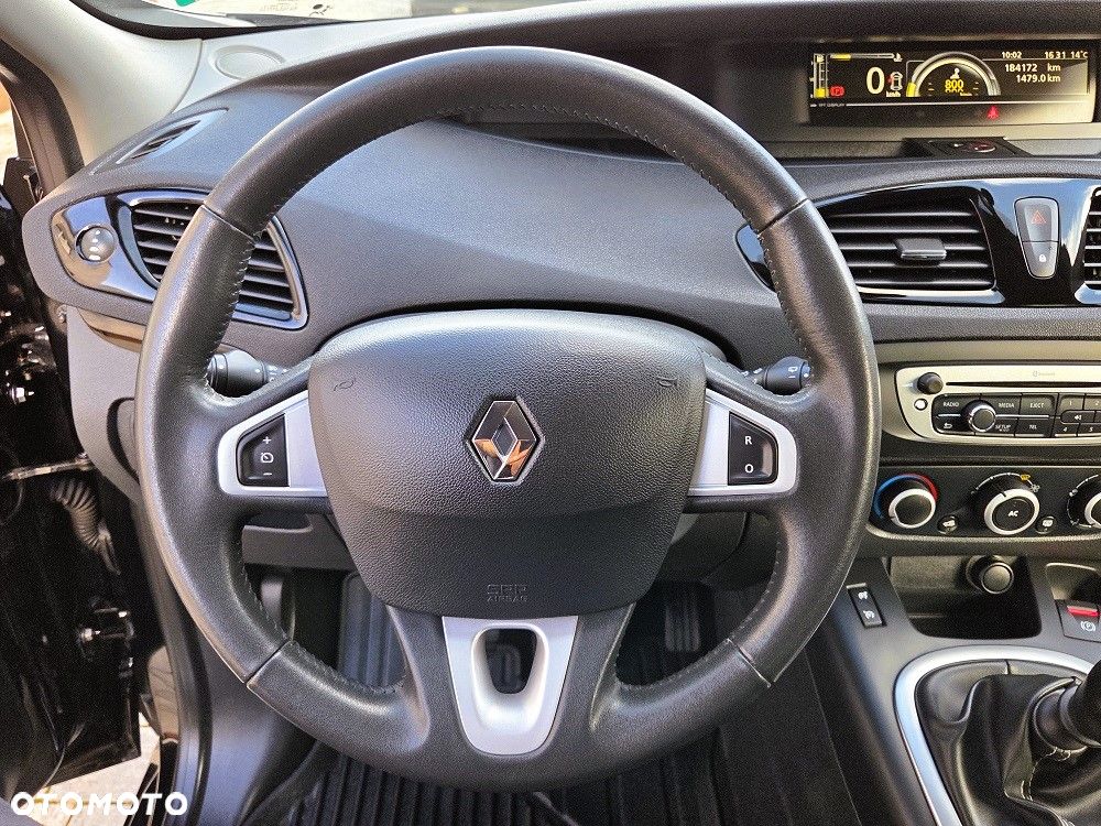 Renault Scenic 1.6 16V 110 LIMITED - 17