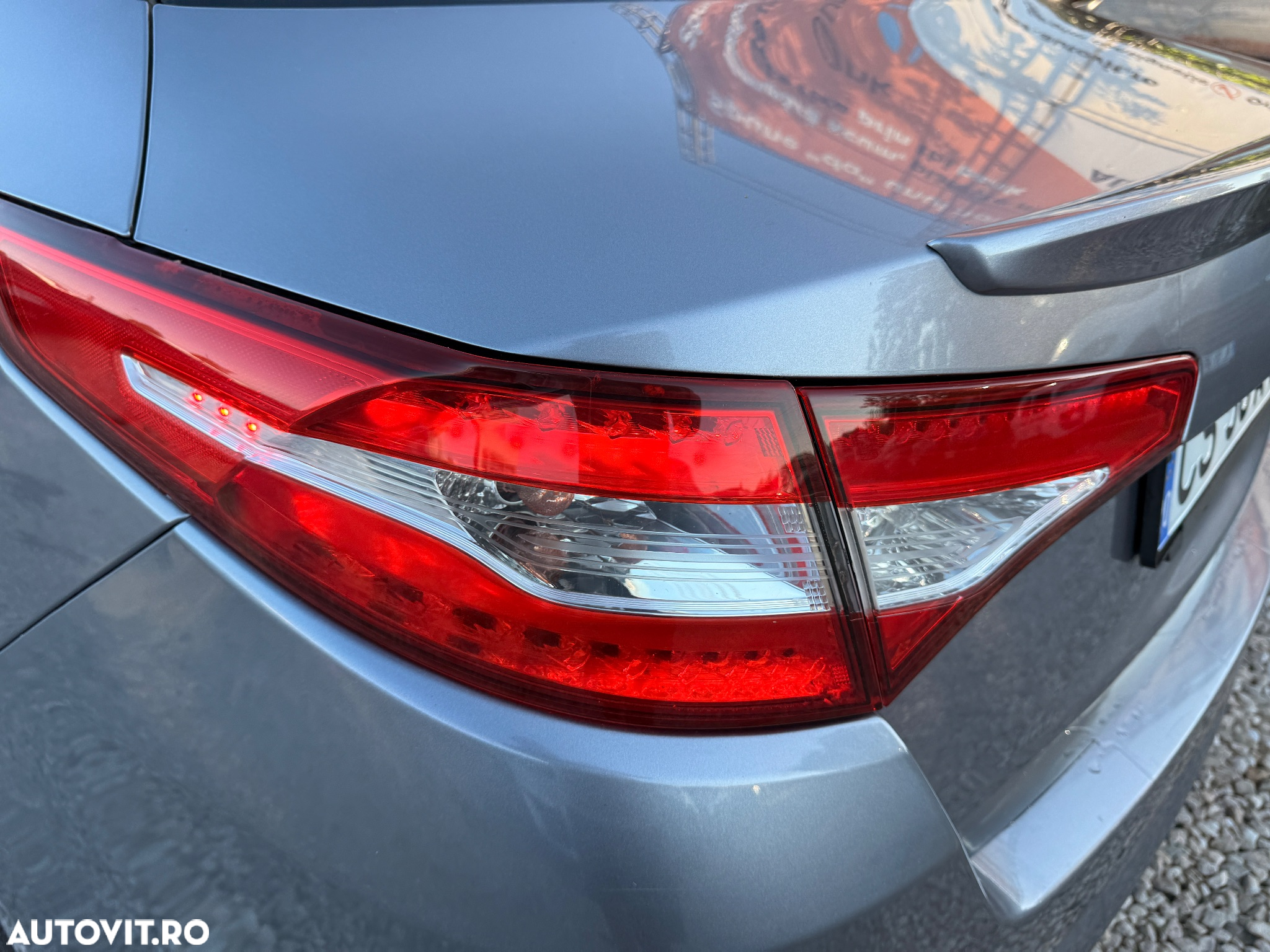 Kia Optima - 24