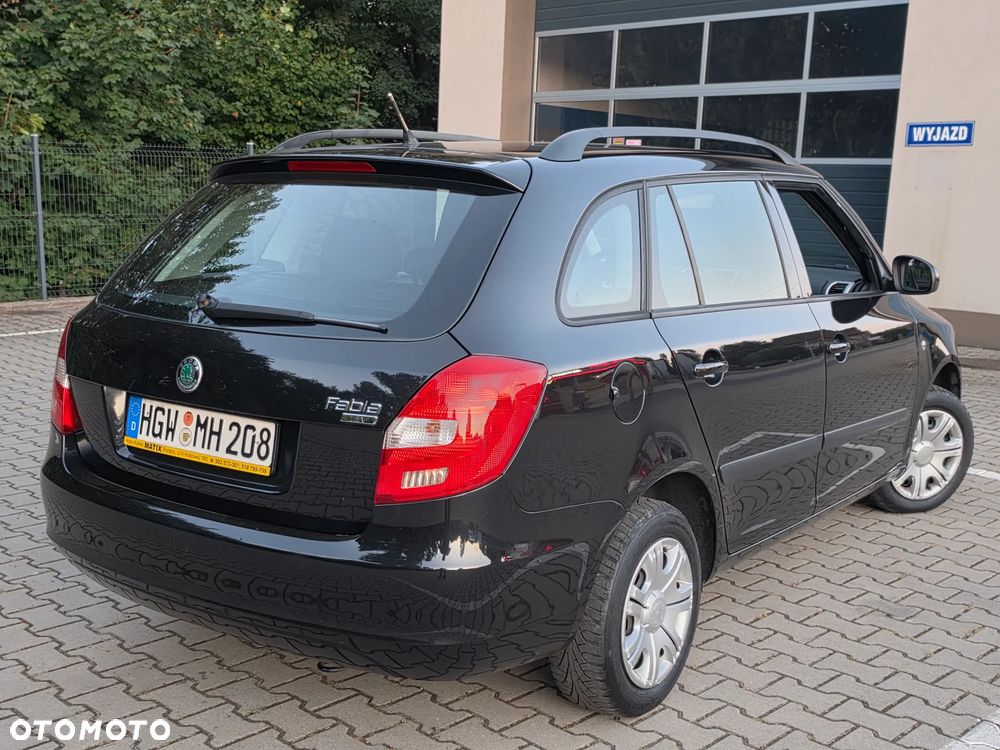 Skoda Fabia 1.4 16V Sport - 4