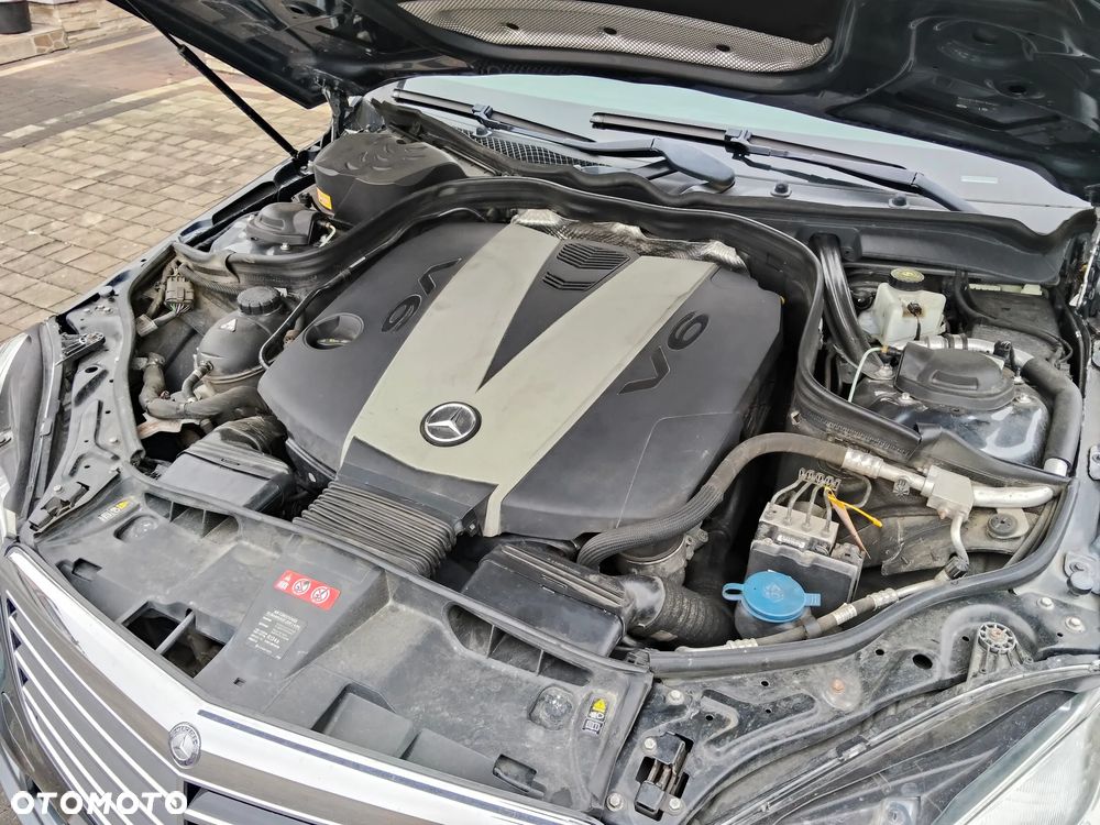 Mercedes-Benz Klasa E 350 CDI DPF 4Matic BlueEFFICIENCY 7G-TRONIC Avantgarde - 24