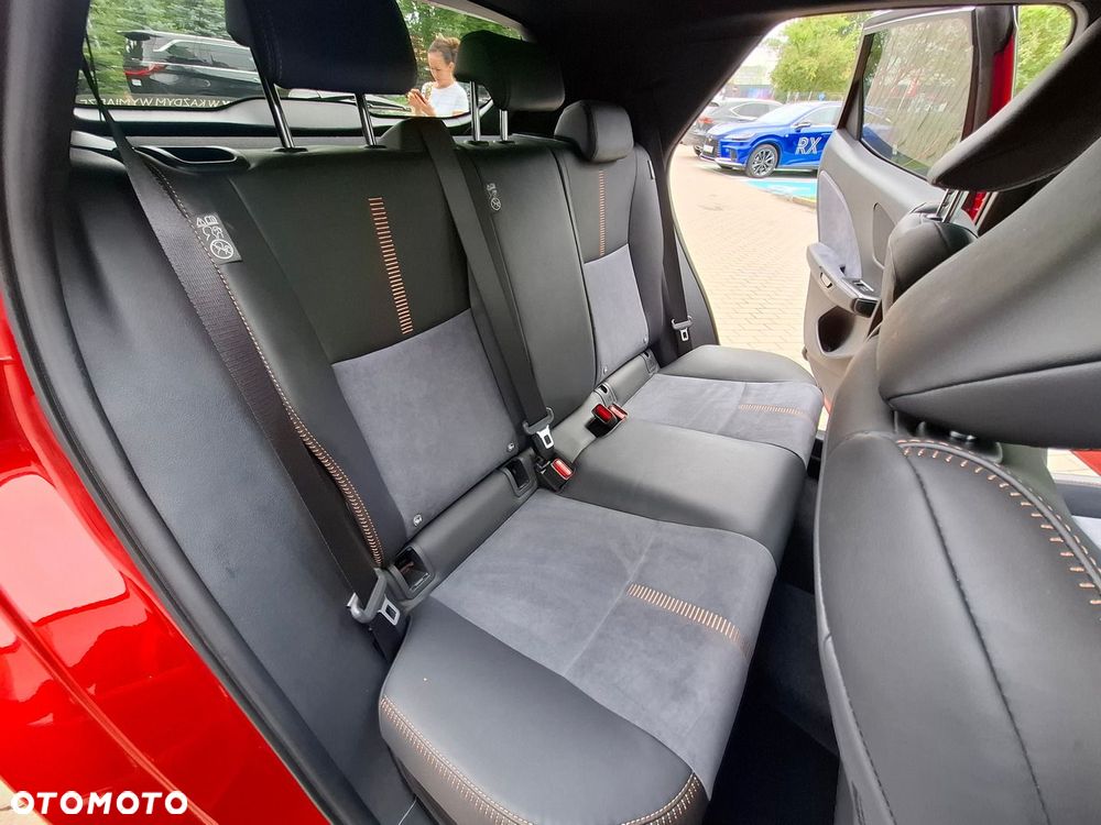 Lexus LBX 1.5 Hybrid Cool - 18