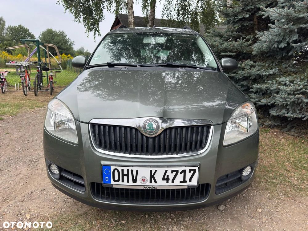 Skoda Roomster 1.6 16V Comfort PLUS EDITION - 16