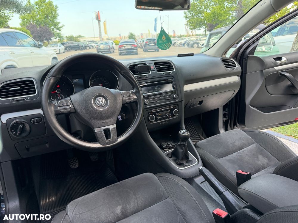 Volkswagen Golf 1.6 TDI BlueMotion Technology Comfortline - 6