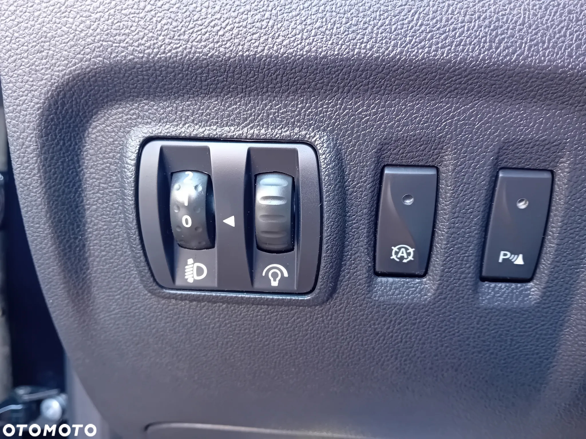 Renault Captur 1.2 Energy TCe Intens EDC - 25