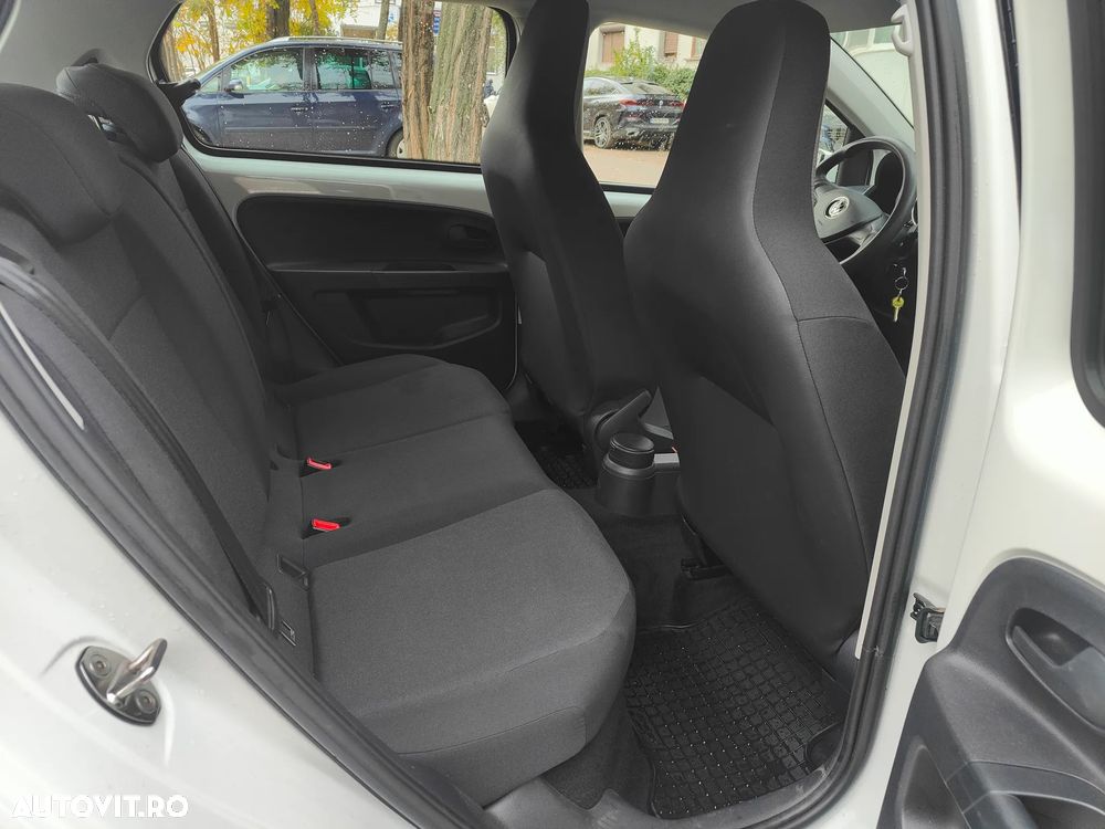 Volkswagen up! - 5