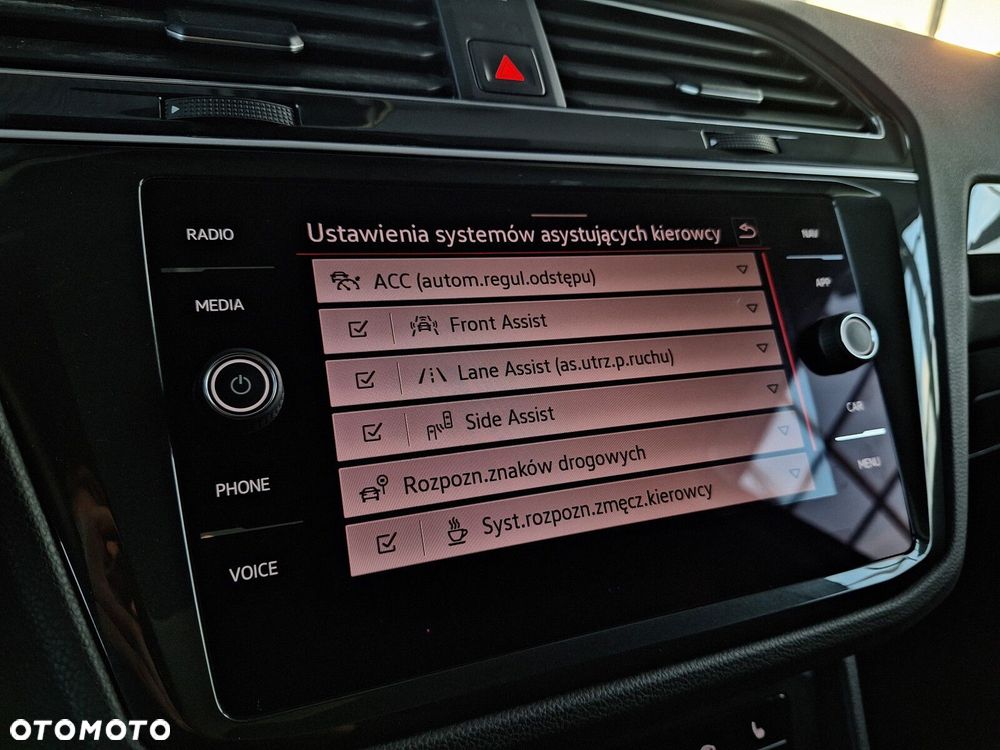 Volkswagen Tiguan 2.0 TSI 4Mot Elegance DSG - 28