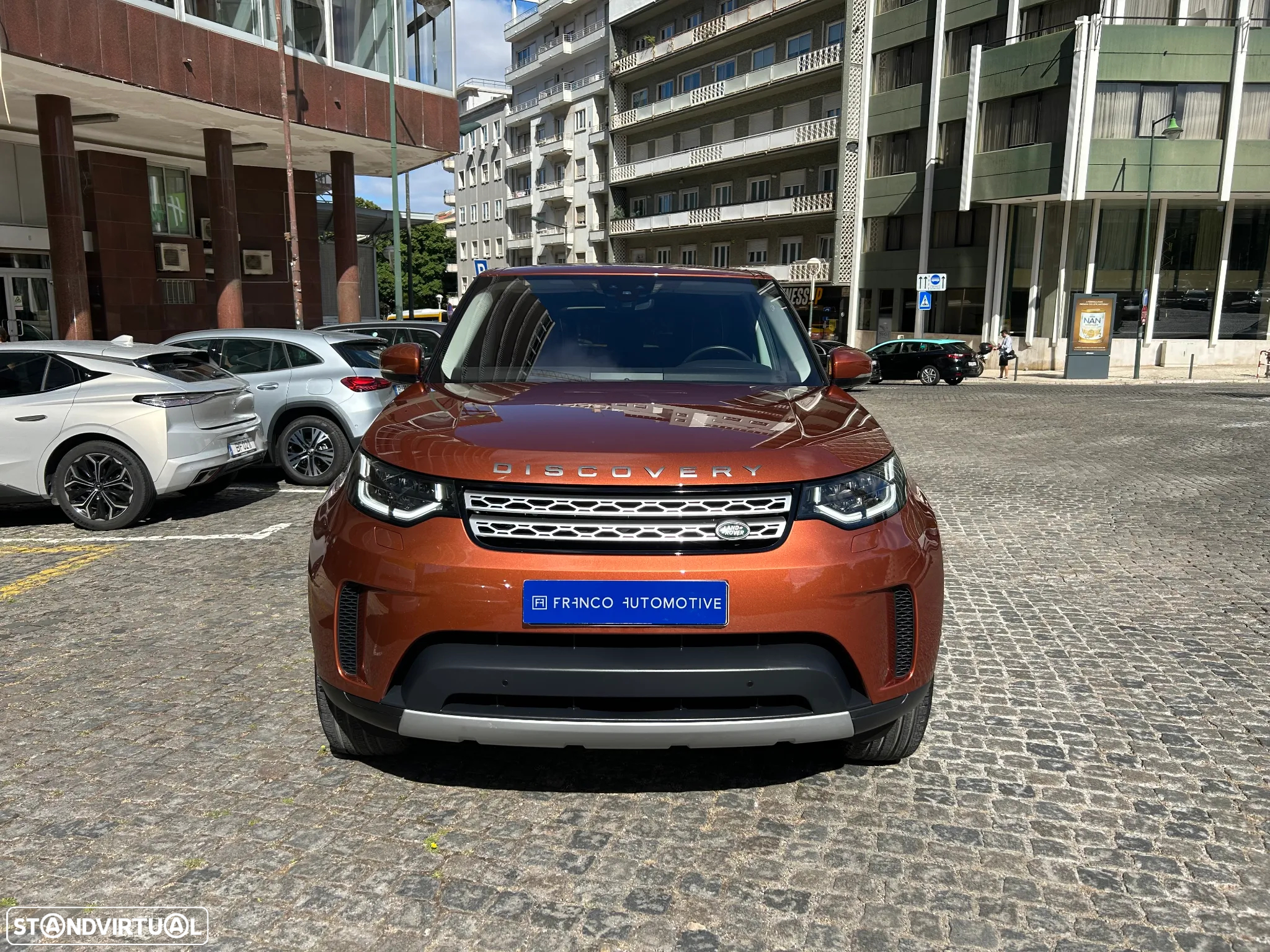Land Rover Discovery 3.0 Si6 HSE Luxury Auto - 2
