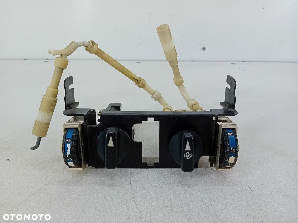 PANEL NAWIEWU MERCEDES-BENZ W126 (79-91) 1268200110   1268330014 - 1