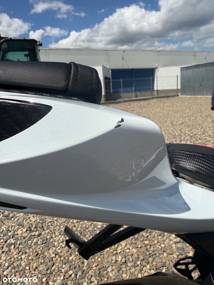 Suzuki GSX-R - 11