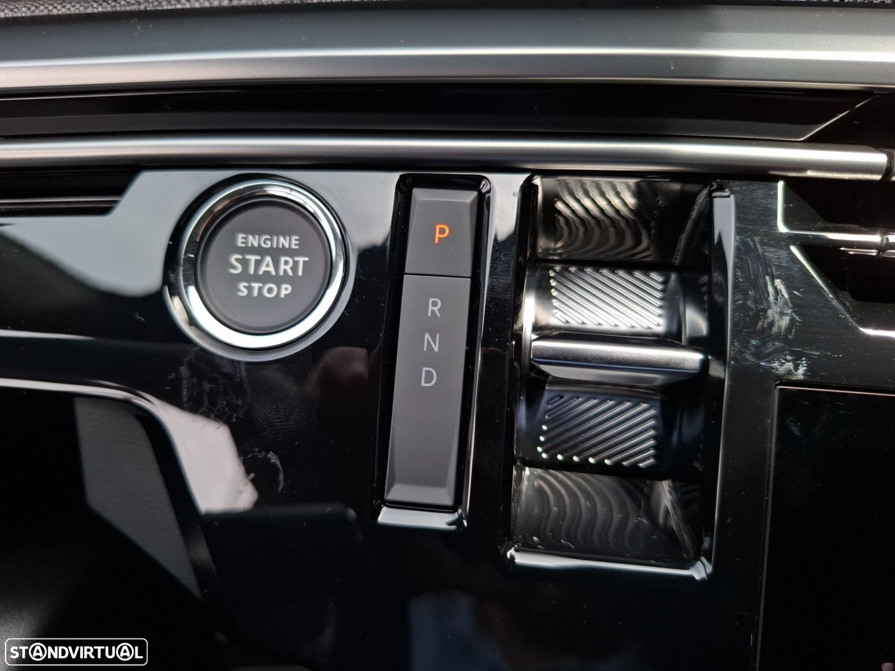 Peugeot E-3008 73 kWh GT - 21
