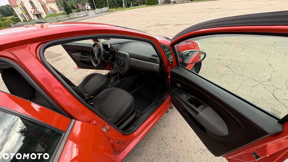 Fiat Grande Punto 1.4 8V Active - 8
