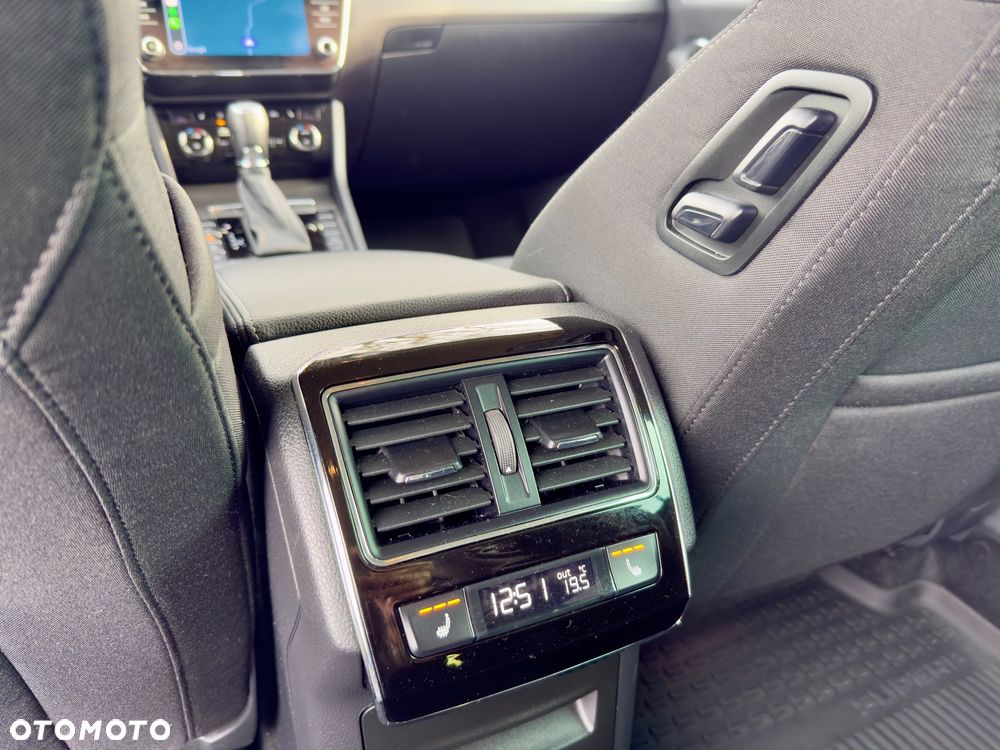 Skoda Superb 1.4 TSI ACT Style DSG - 29