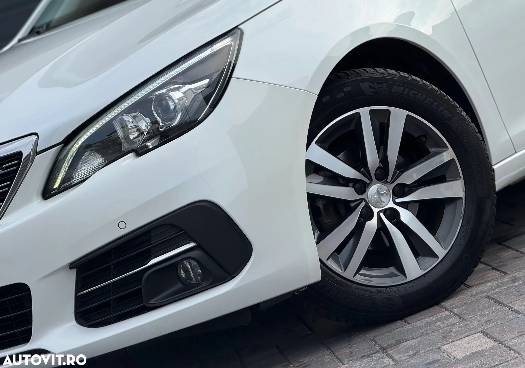 Peugeot 308 PureTech 110 Stop & Start Allure - 12