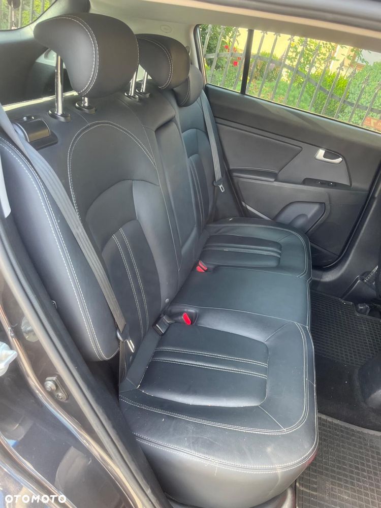 Kia Sportage - 5