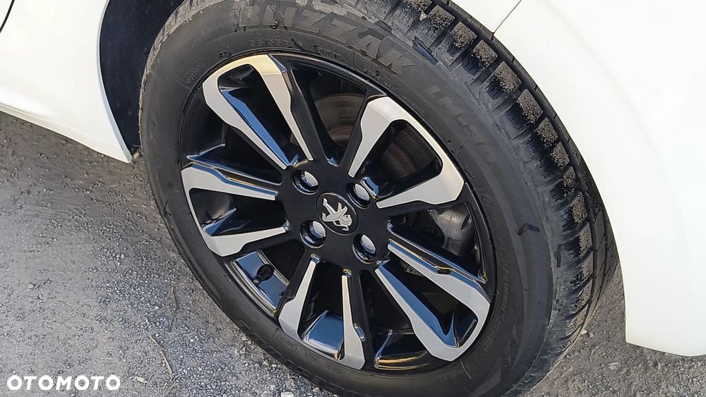 Peugeot 208 1.5 BlueHDi Allure S&S - 7