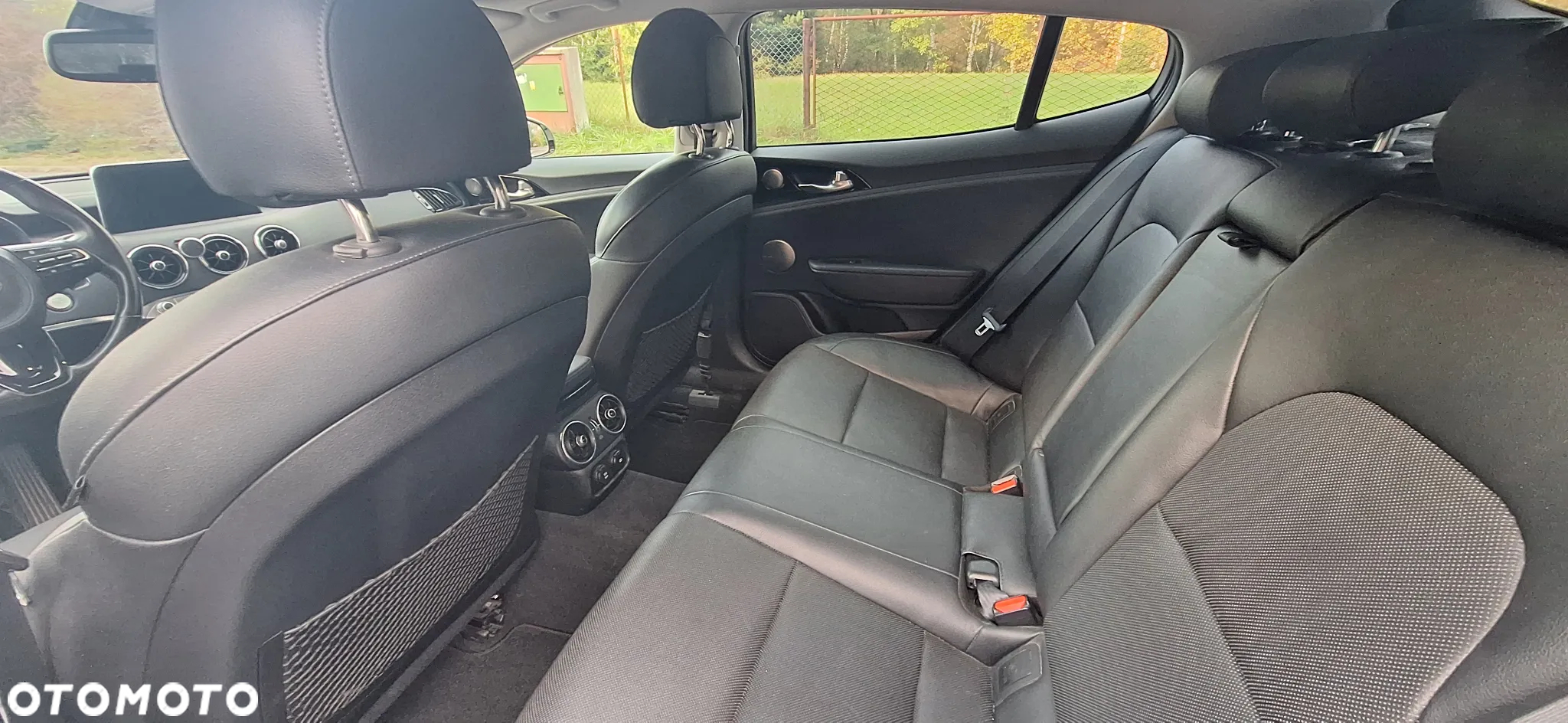 Kia Stinger - 29