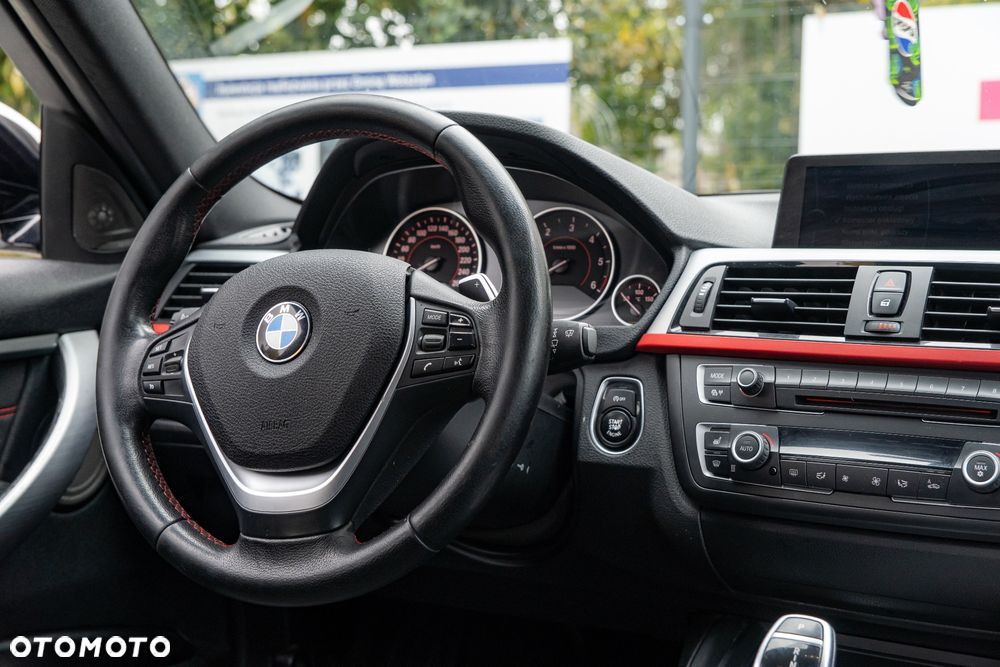 BMW Seria 3 - 26