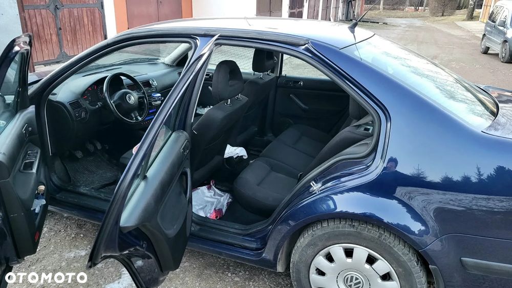 Volkswagen Bora 2.0 - 6