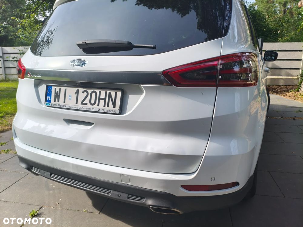 Ford S-Max - 21