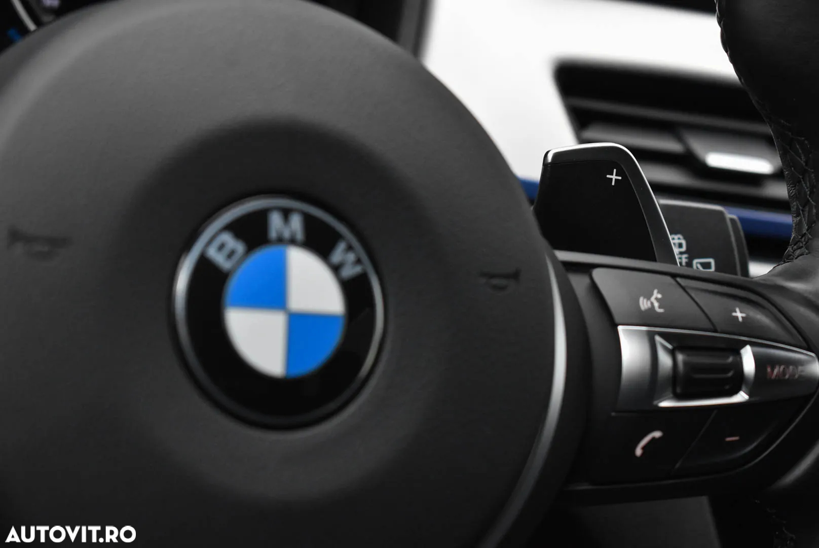 BMW X1 xDrive20i AT - 22