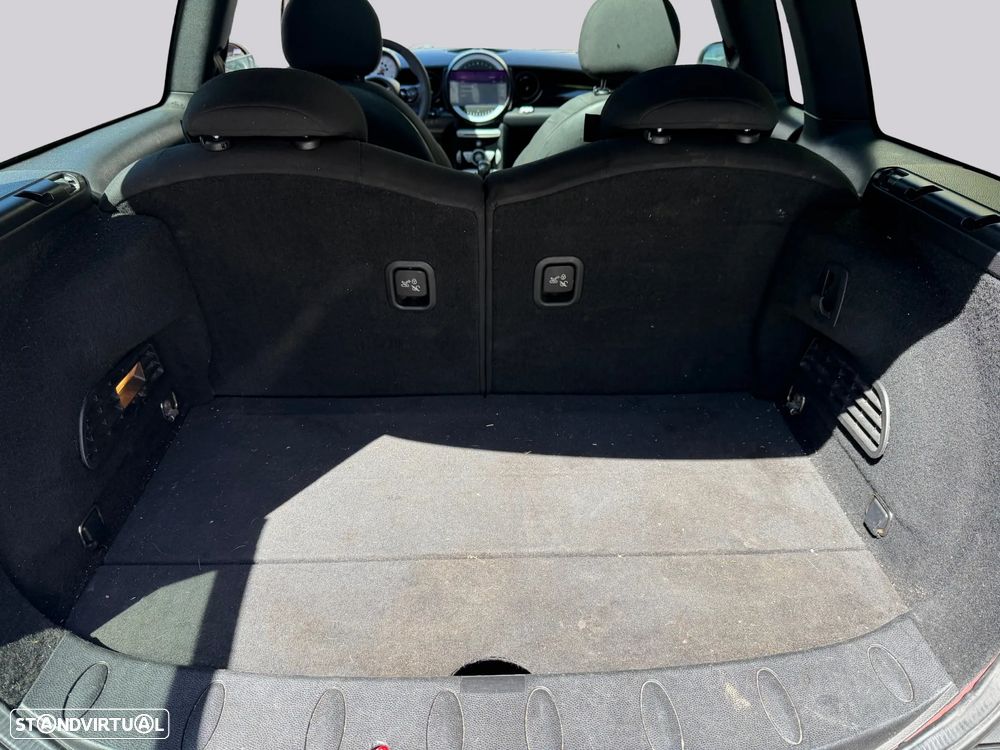 MINI Clubman Cooper D - 30