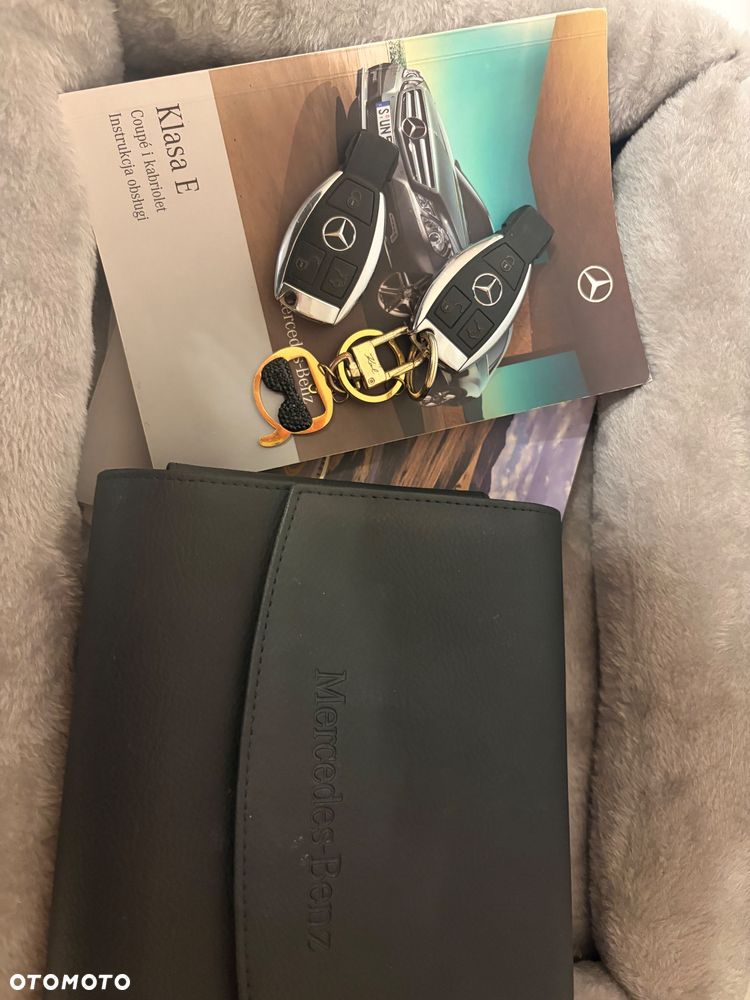 Mercedes-Benz Klasa E - 26