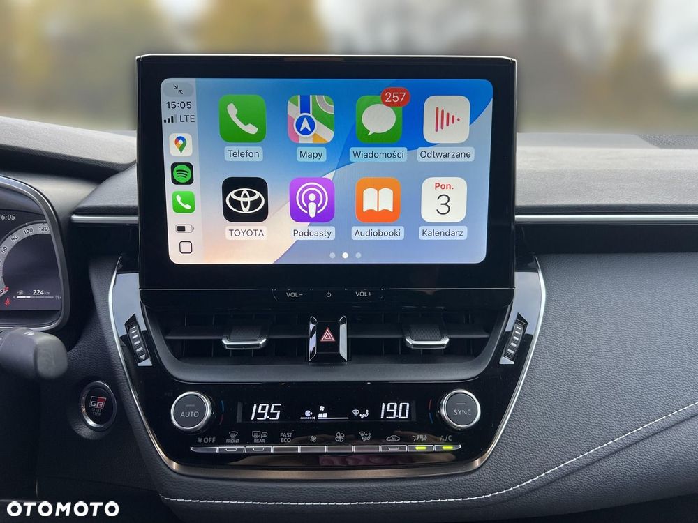 Toyota Corolla 1.8 Hybrid GR Sport Dynamic - 22