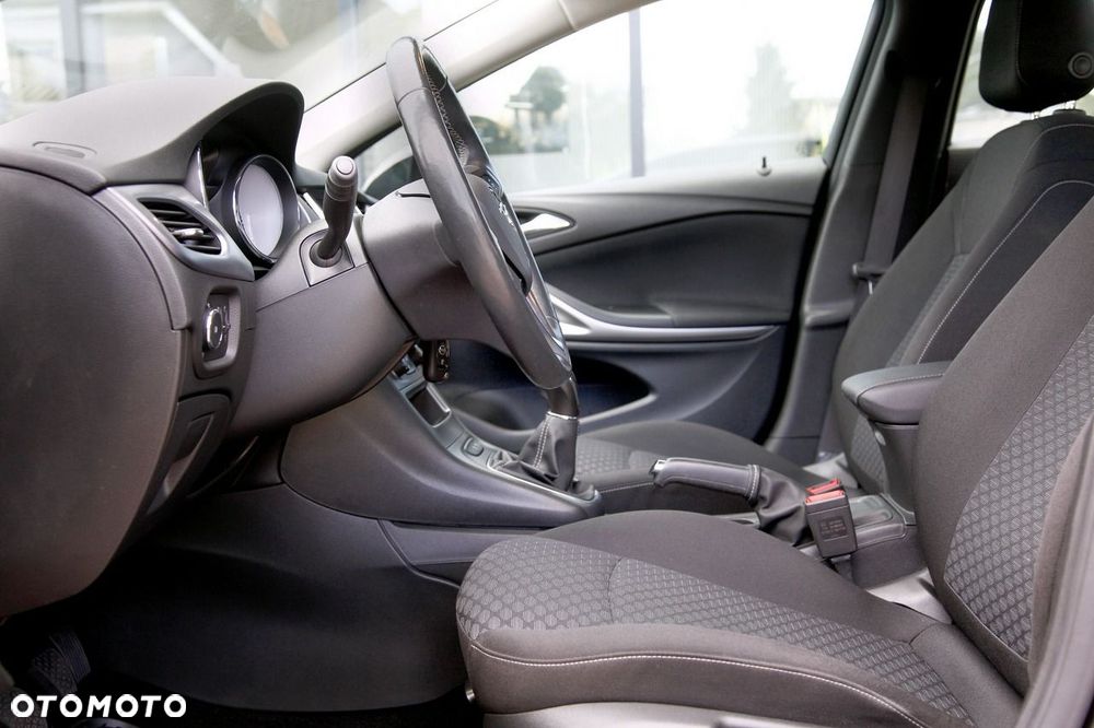 Opel Astra 1.2 Turbo Edition - 12