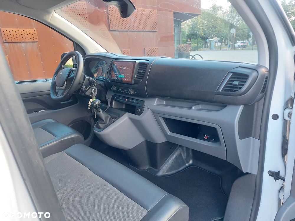 Peugeot Expert Kombi Standard 2,8t - 12