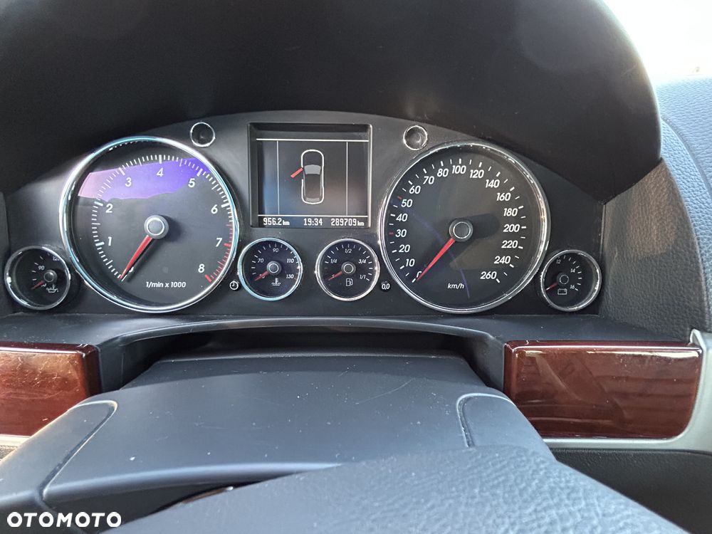 Volkswagen Touareg 3.2 V6 Tiptr - 21