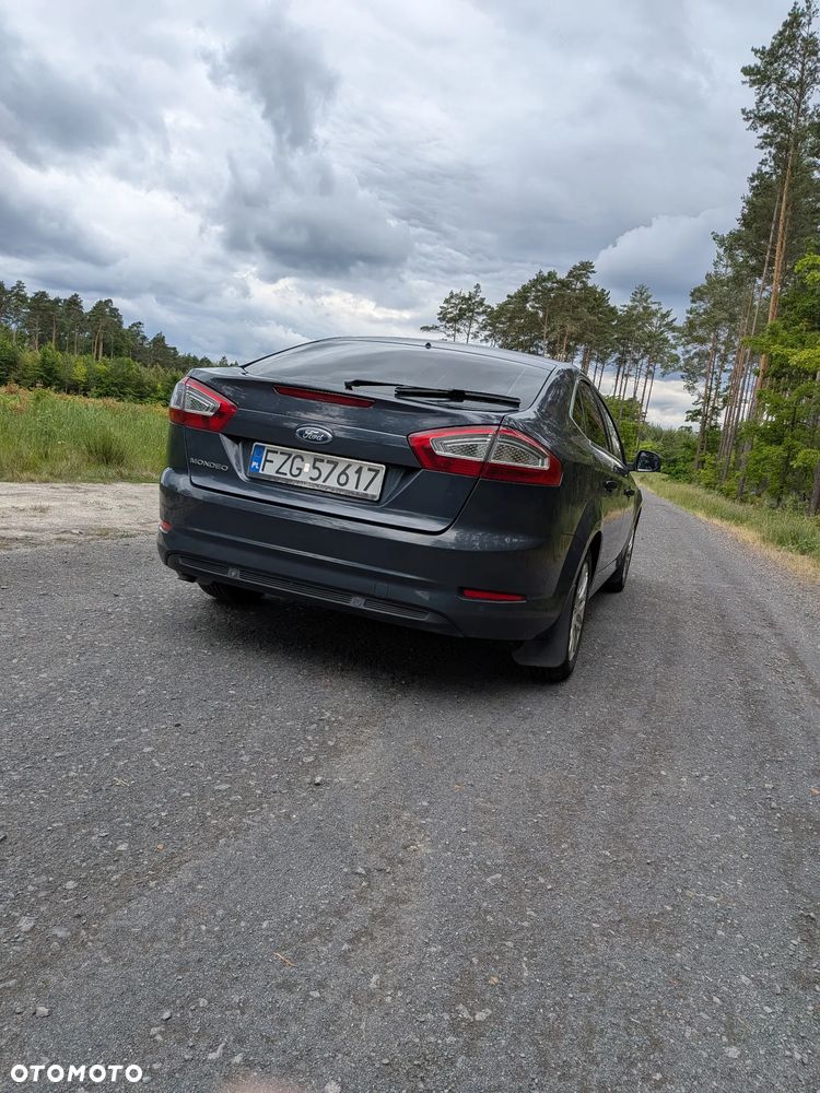 Ford Mondeo 2.0 TDCi Titanium - 3