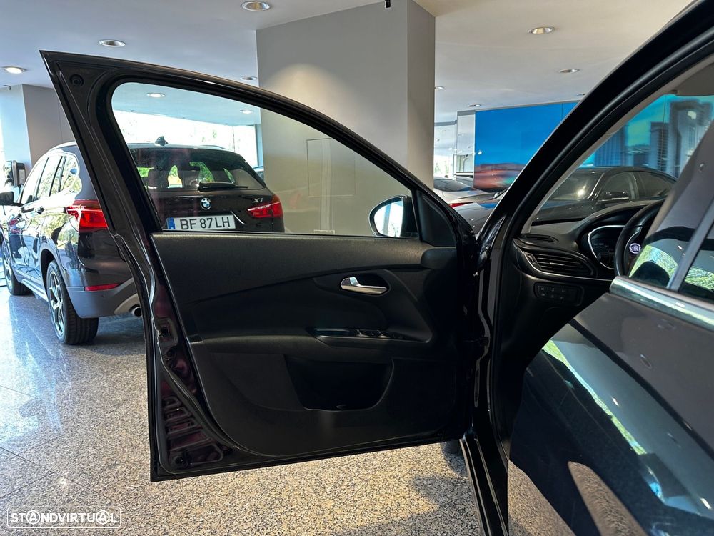 Fiat Tipo 1.6 M-Jet Lounge J17 DCT - 8