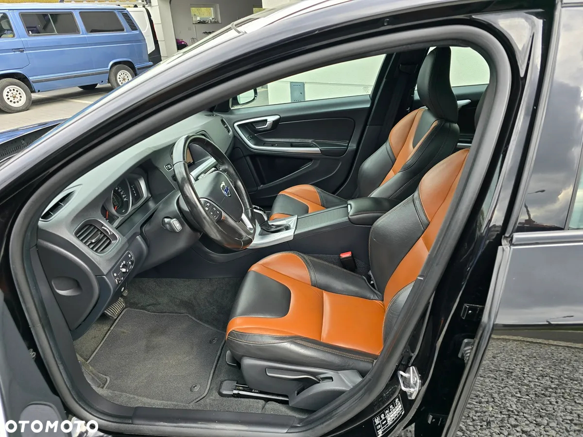 Volvo V60 Cross Country D3 Geartronic Momentum - 7