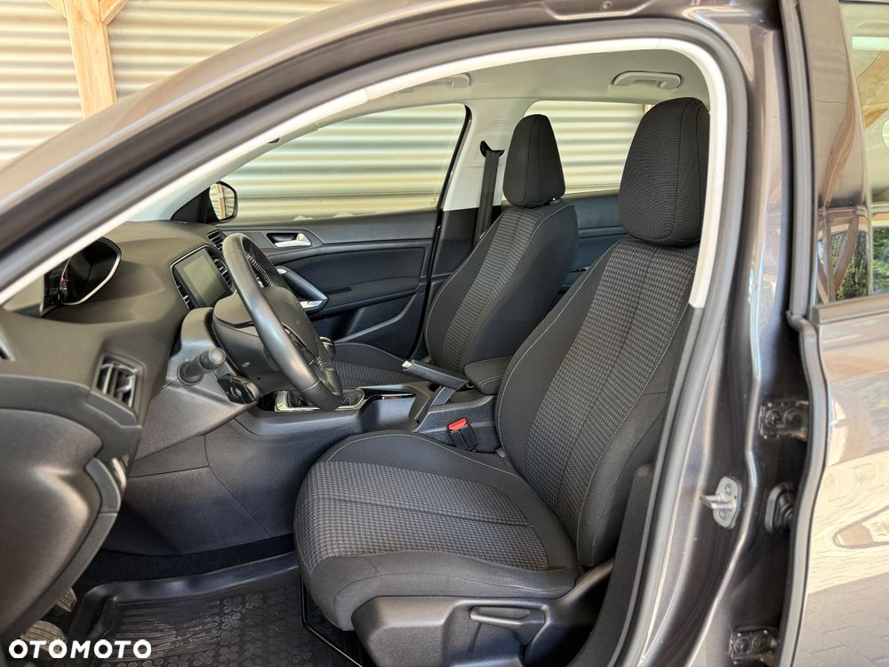 Peugeot 308 1.2 PureTech GPF Business Line S&S - 23