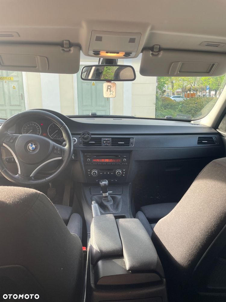 BMW Seria 3 320d - 9