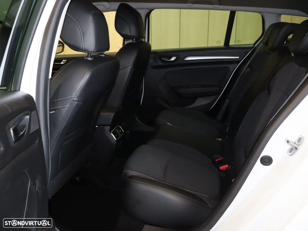 Renault Mégane 1.5 Blue dCi Techno EDC - 14