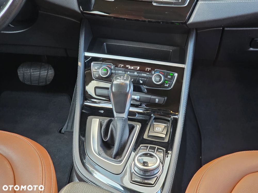 BMW Seria 2 220i GT Luxury Line sport - 33
