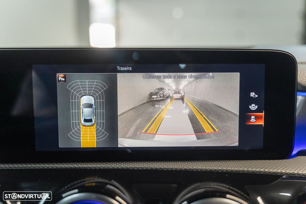 Mercedes-Benz A 250 Limousine e 8G-DCT AMG Line Advanced - 14