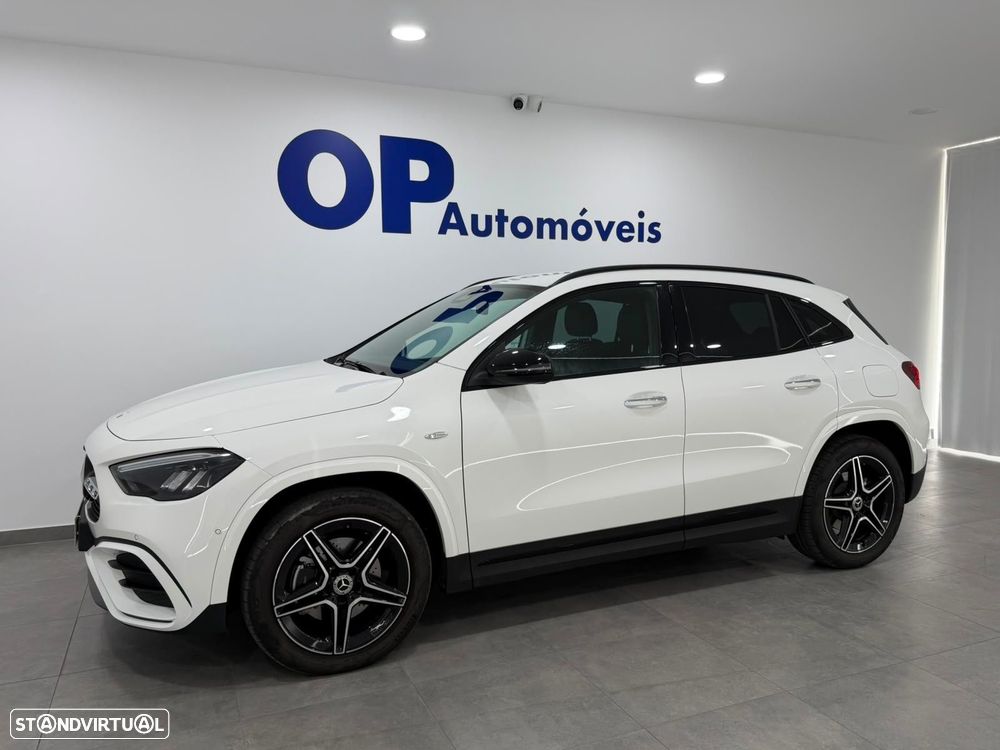 Mercedes-Benz GLA 250 e AMG Line - 3