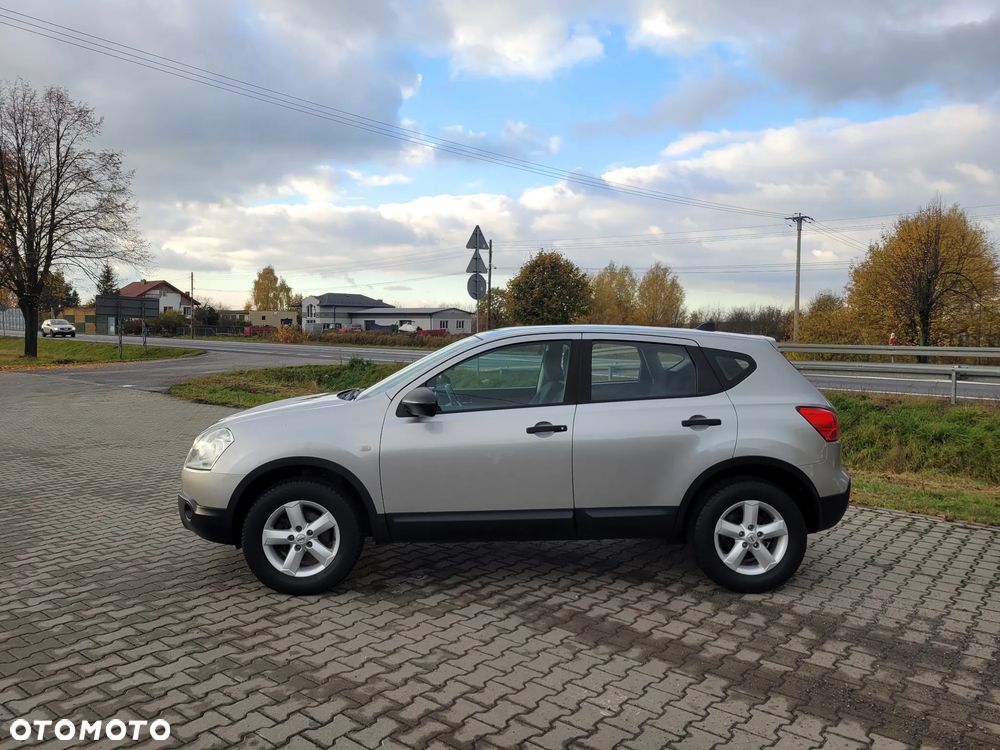 Nissan Qashqai - 2