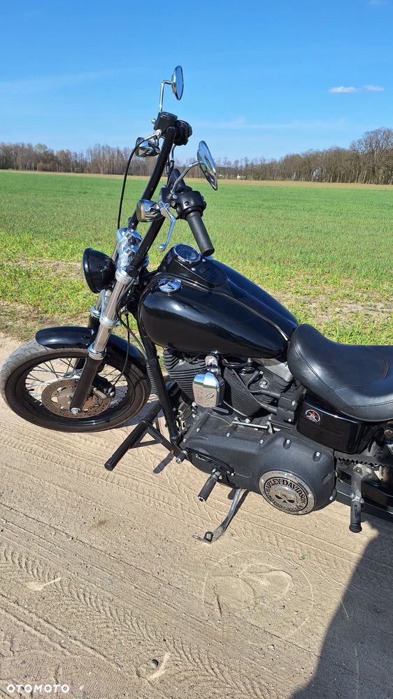 Harley-Davidson Dyna Street Bob - 5