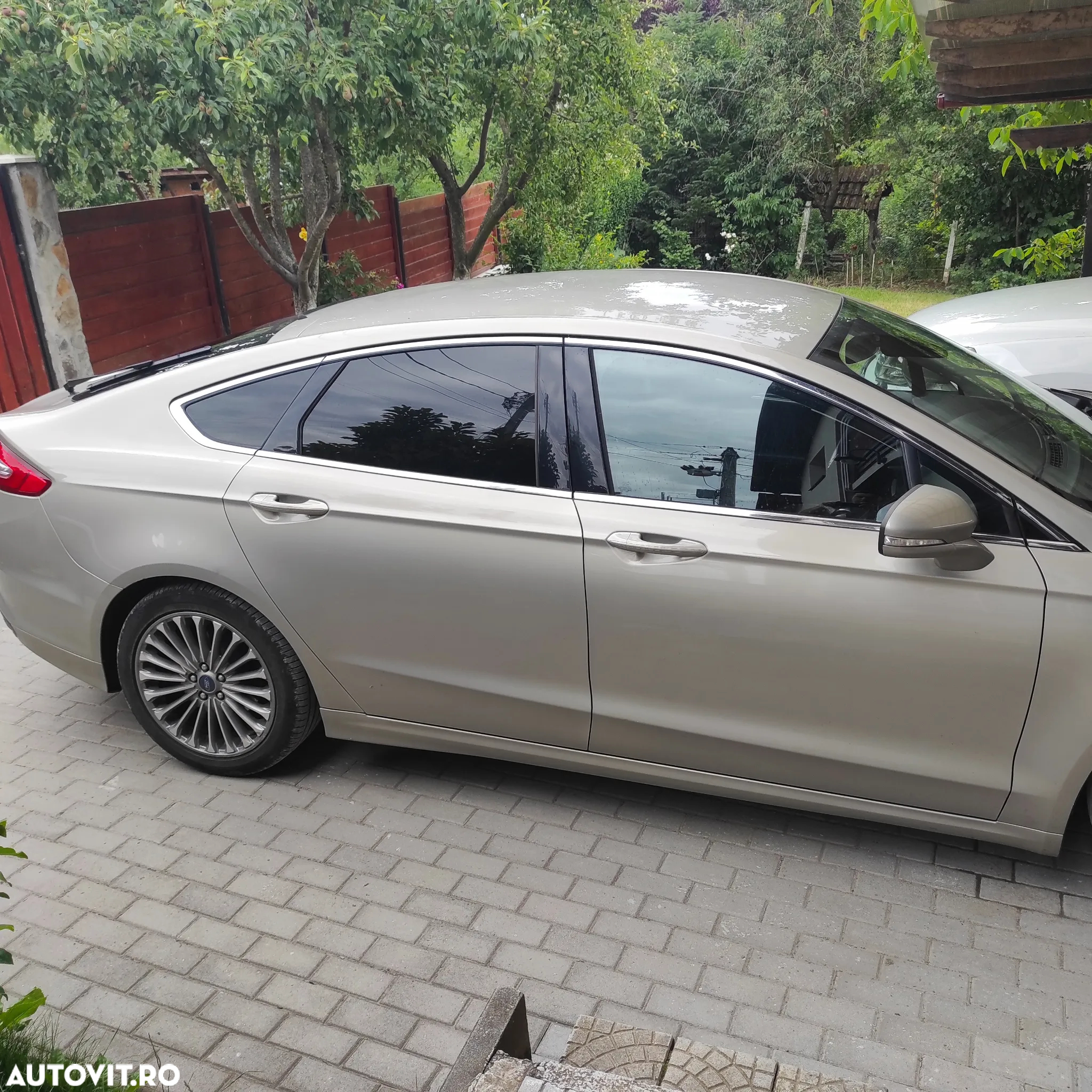 Ford Mondeo - 14