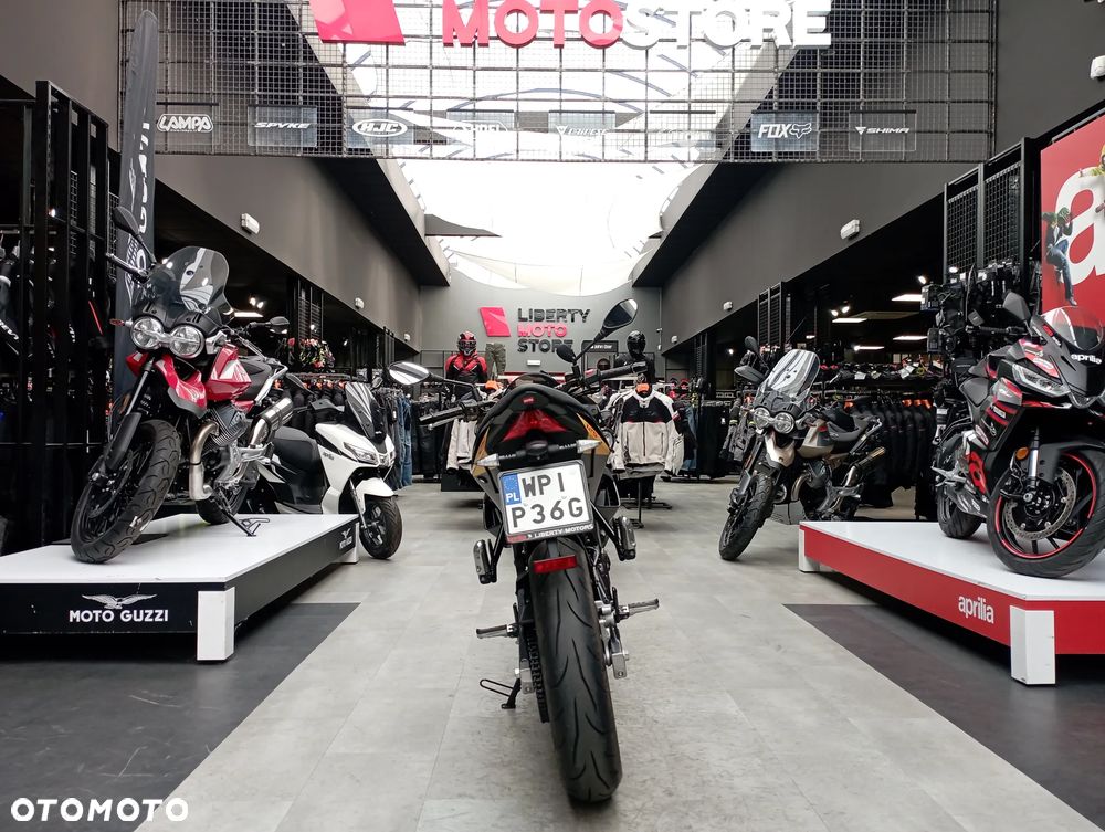 Aprilia Tuono - 6